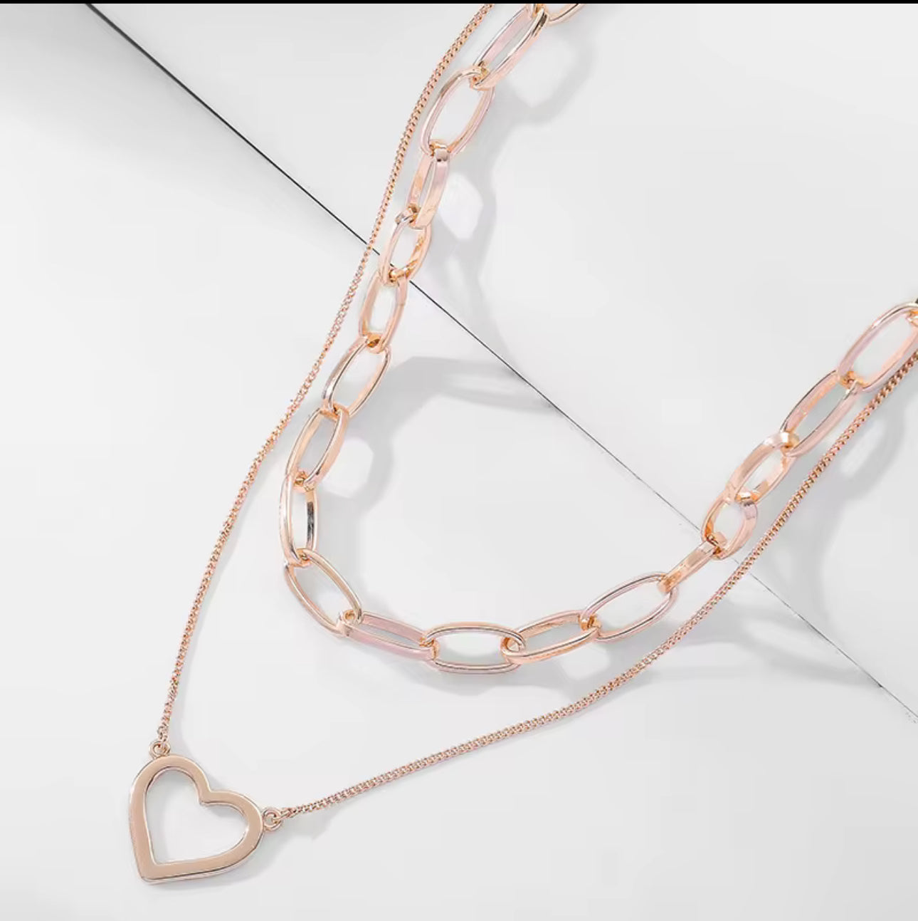 Heart & Link
Layered Necklace