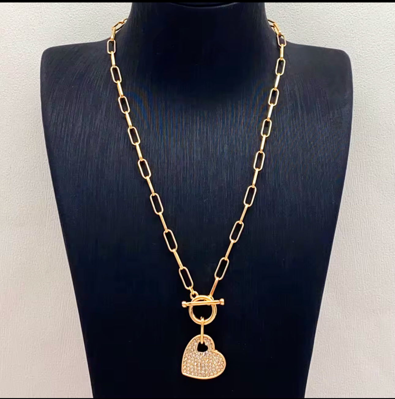Heart pendant necklace link chain