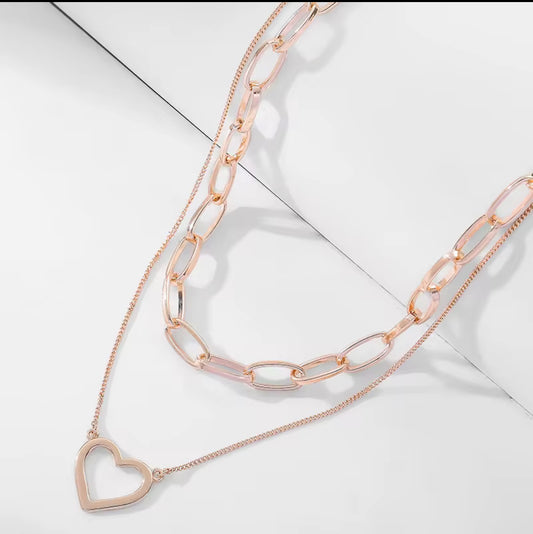 Heart & Link
Layered Necklace