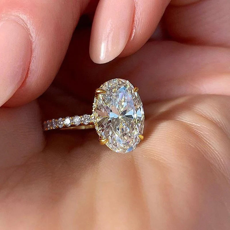 HUITAN Oval CZ Classic Engagement Ring