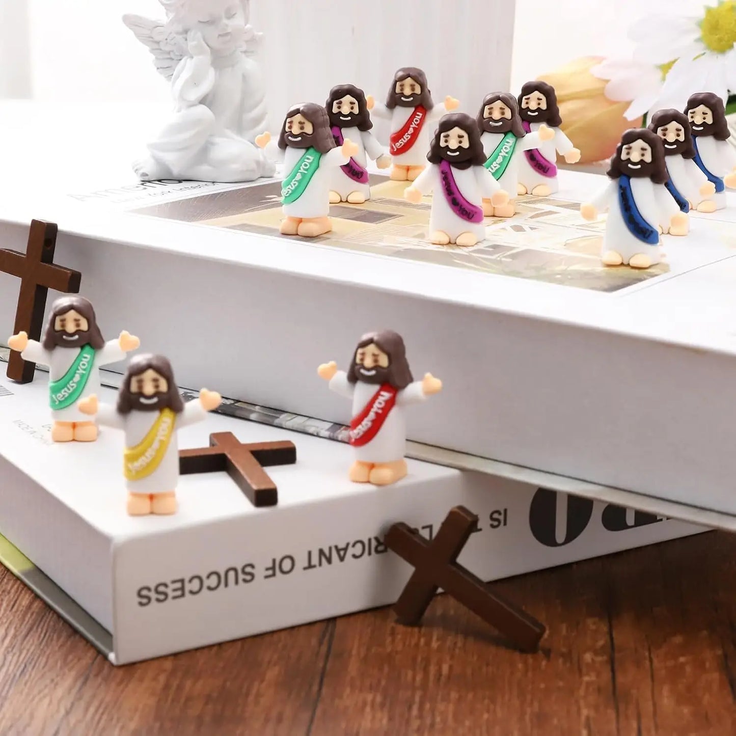 Mini Jesus “Loves You” Figures